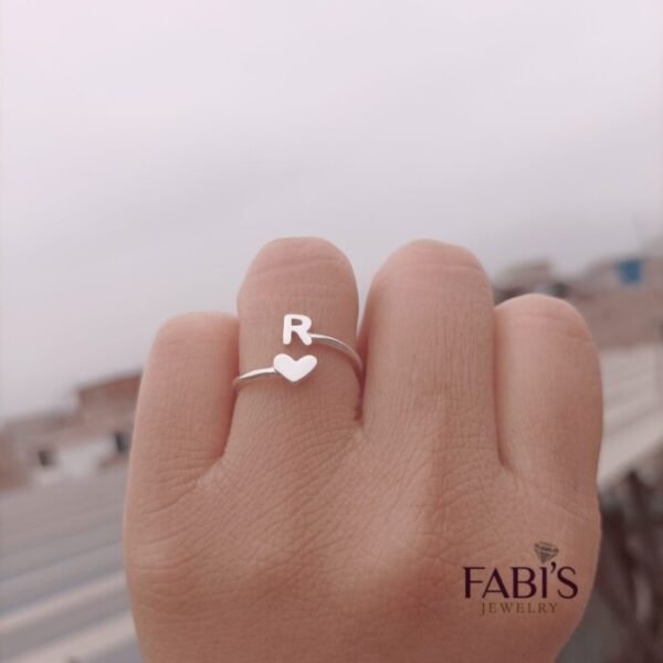 ANILLO CORAZÓN Y LETRA 75 Anillo Corazón Y Letra