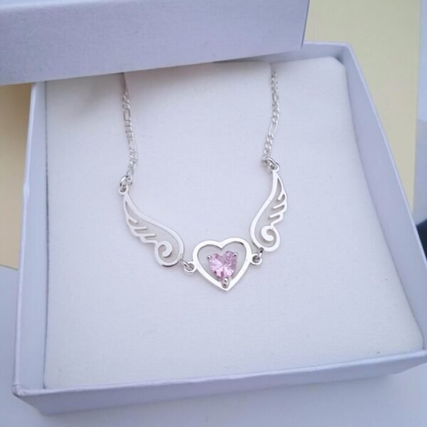 Collar Corazón Silueta Angelical