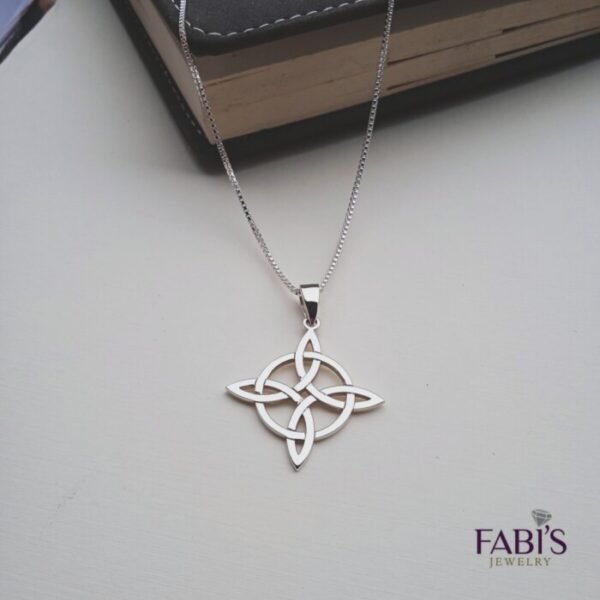 COLLAR NUDO DE BRUJA 129 Collar Nudo De Bruja